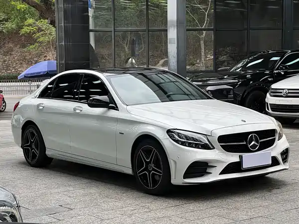 Mercedes-Benz C-Class 2021