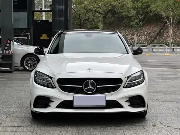 Mercedes-Benz C-Class 2021