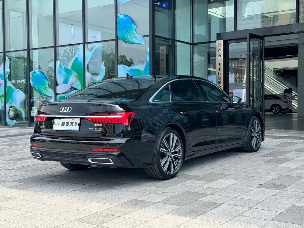 Audi A6L 2019 — фото 4