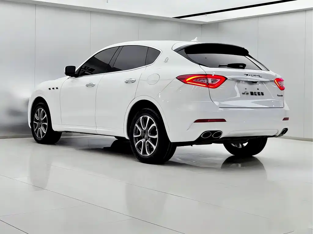Maserati Levante 2017 — фото 5