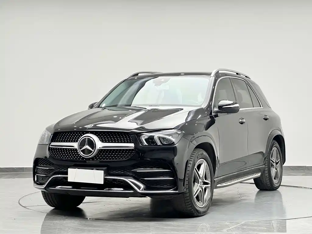 Mercedes-Benz GLE 2021 — фото 1