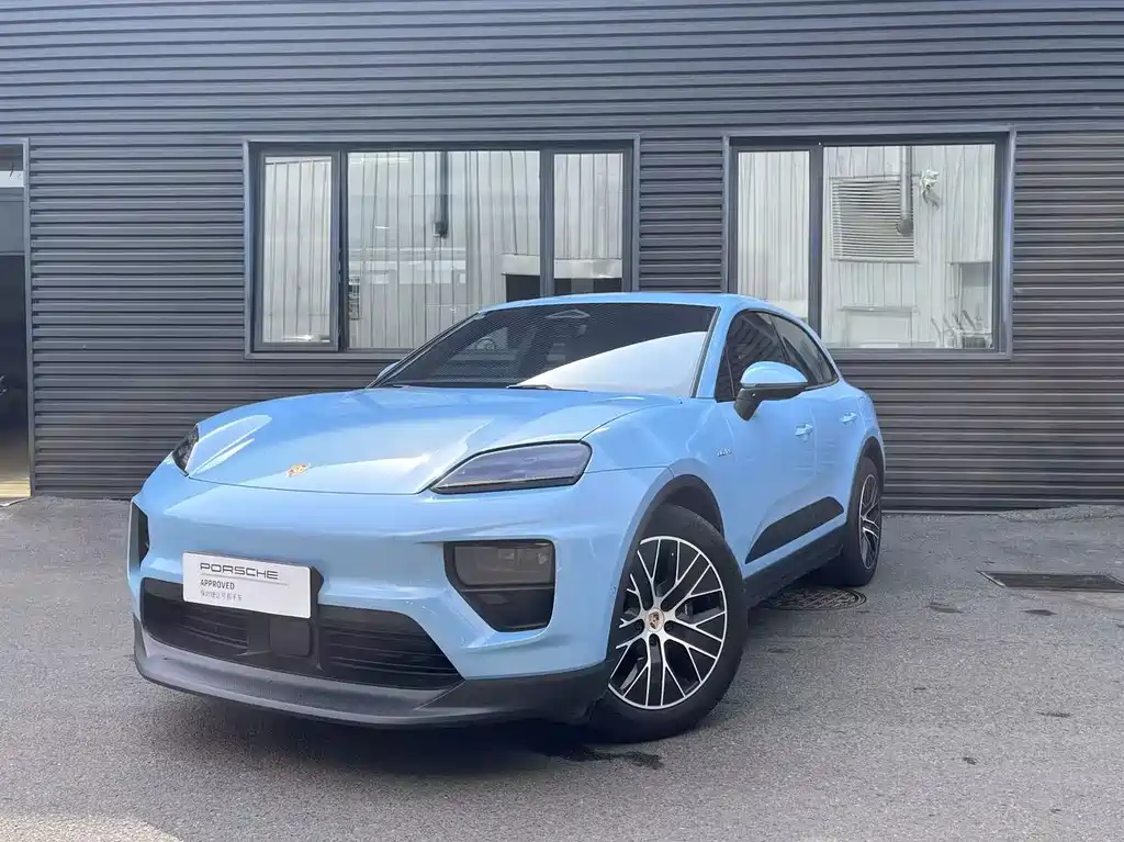 Porsche Macan EV 2025
