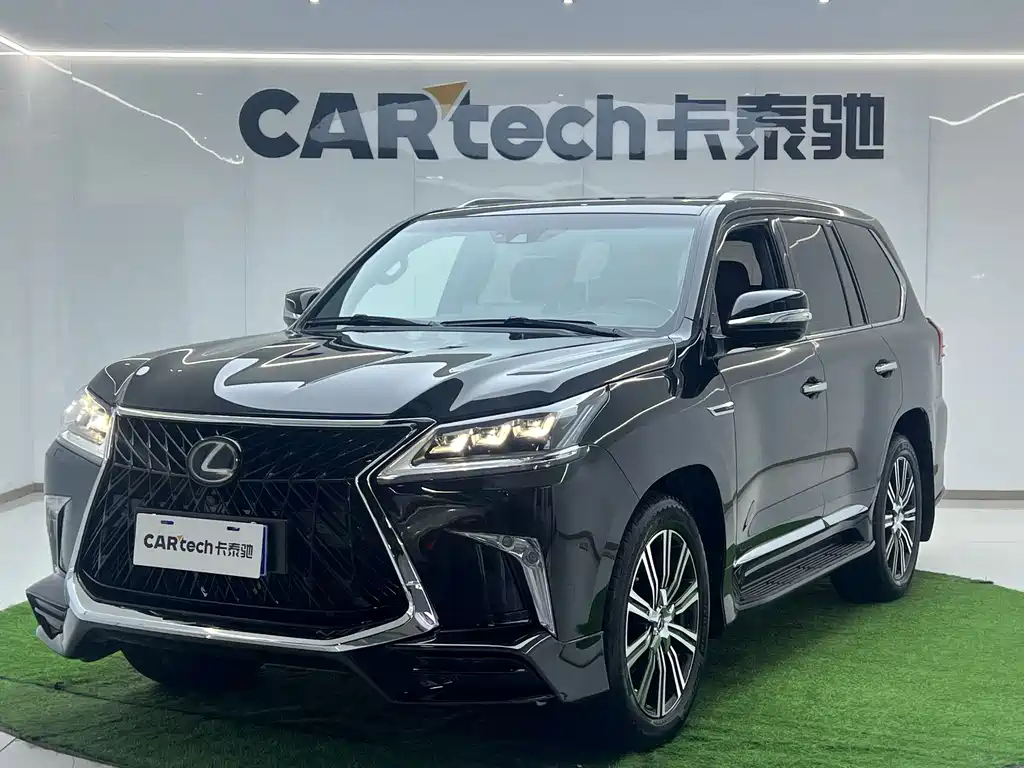 Lexus LX 2019 — фото 1