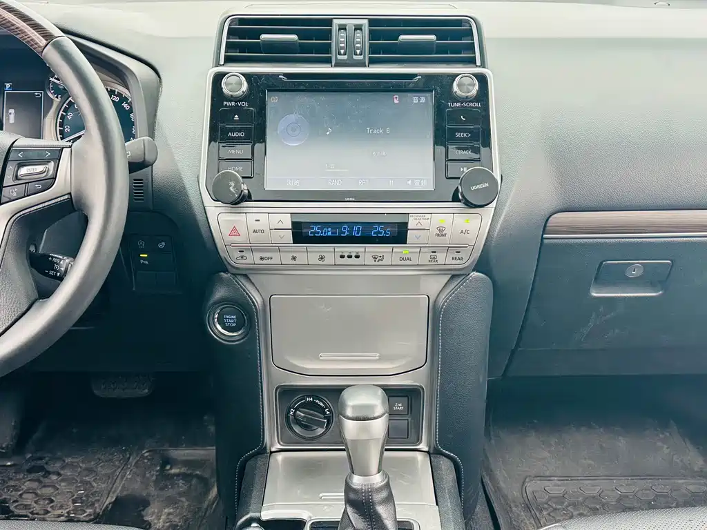 Toyota Prado 2019 — фото 18