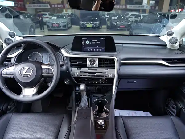 Lexus RX 2020