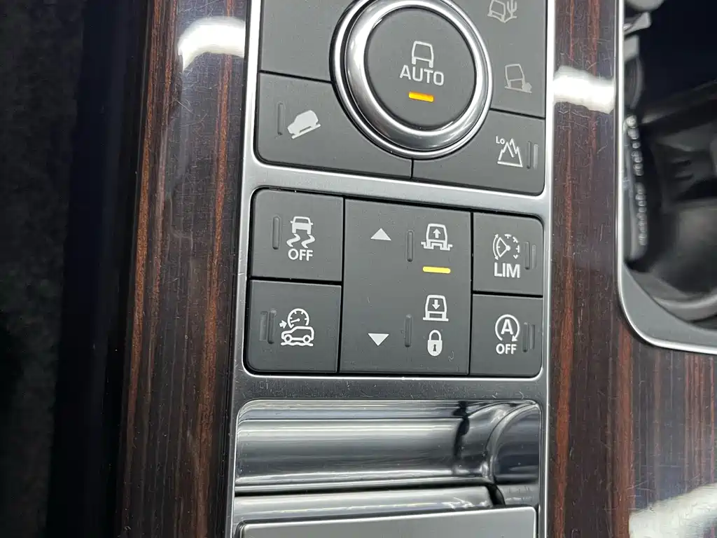 Land Rover Range Rover 2017 — фото 21