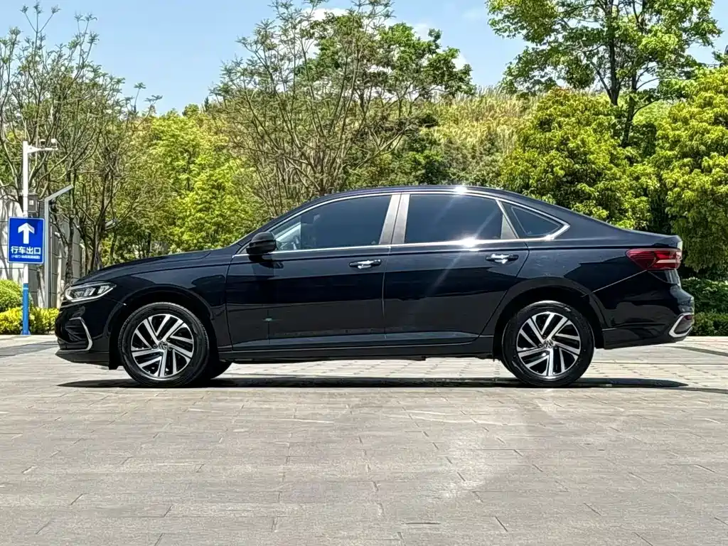 Volkswagen Lavida 2024