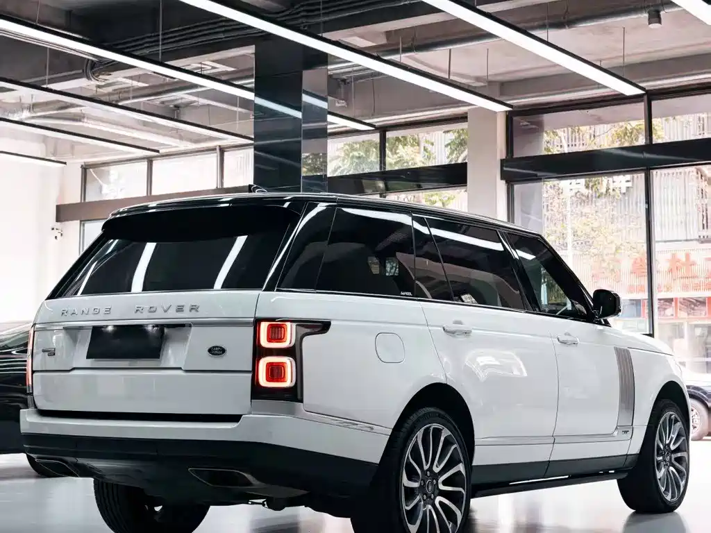 Land Rover Range Rover 2022 — фото 3