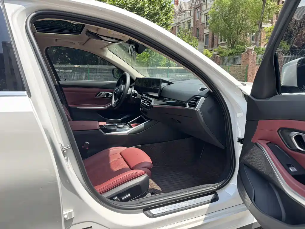 BMW i3 2023
