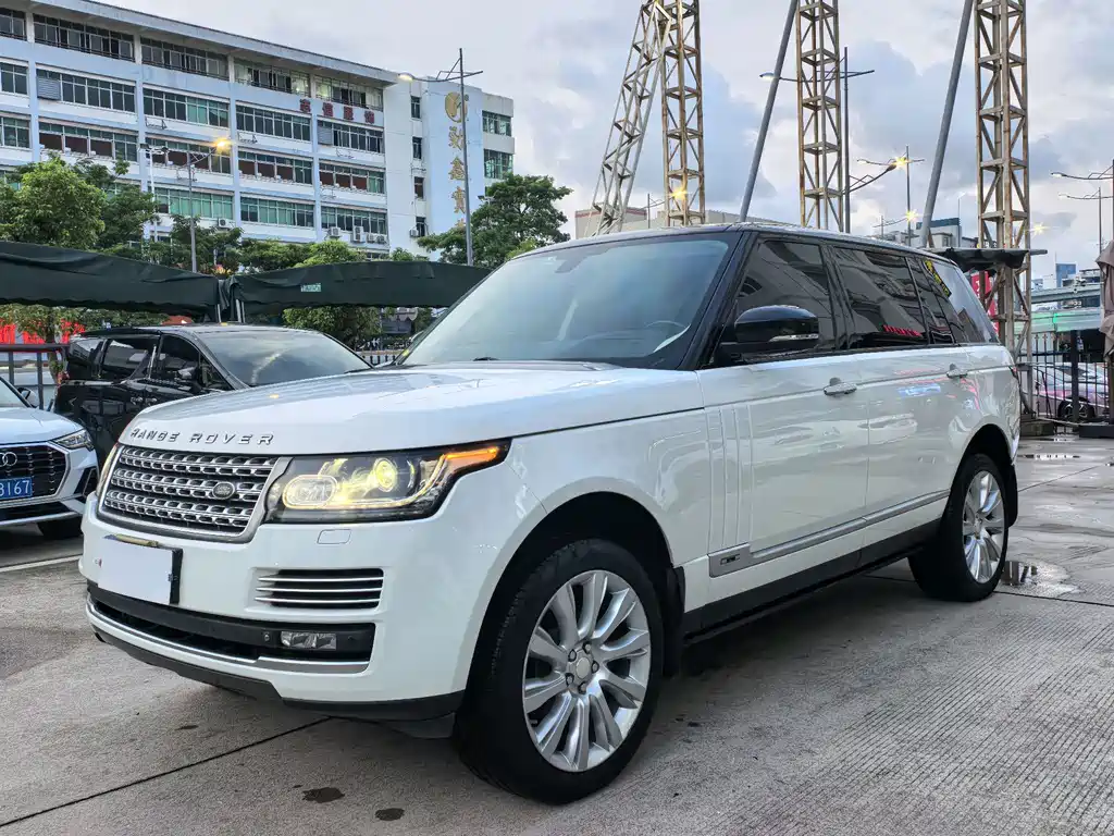 Land Rover Range Rover 2015 — фото 1