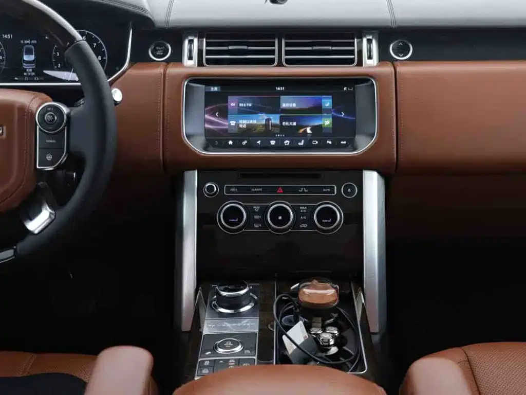 Land Rover Range Rover 2018 — фото 9