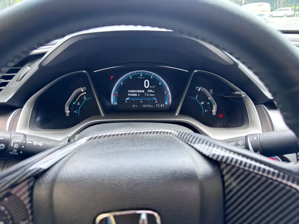 Honda Civic 2017 — фото 17