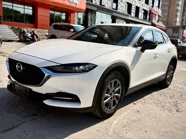 Mazda CX-4 2023
