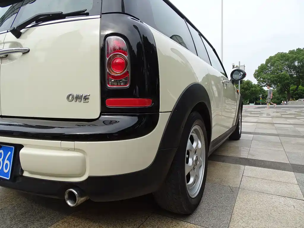 MINI Clubman 2014 — фото 14