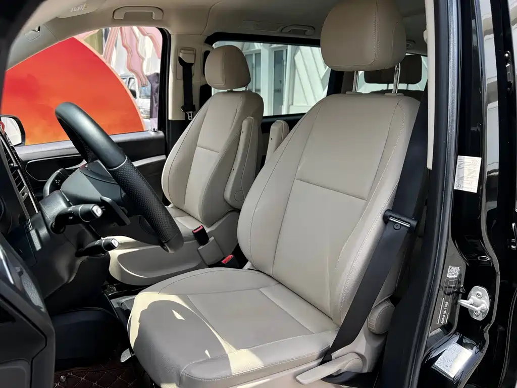 Mercedes-Benz Vito 2017 — фото 25