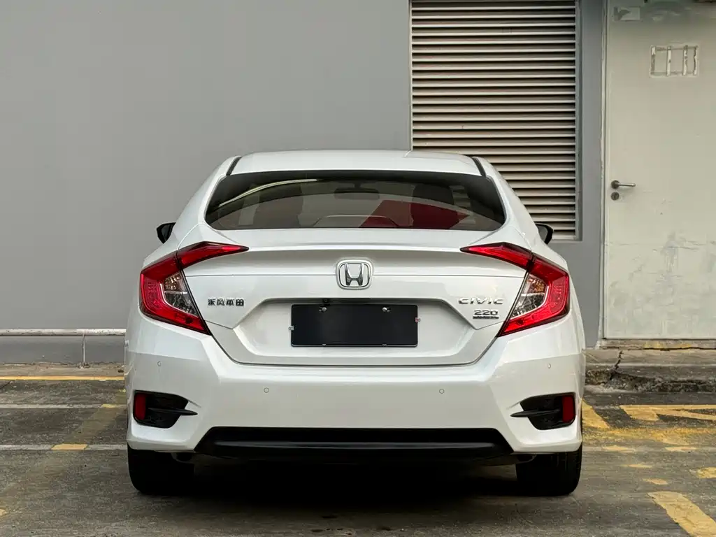 Honda Civic 2020 — фото 7