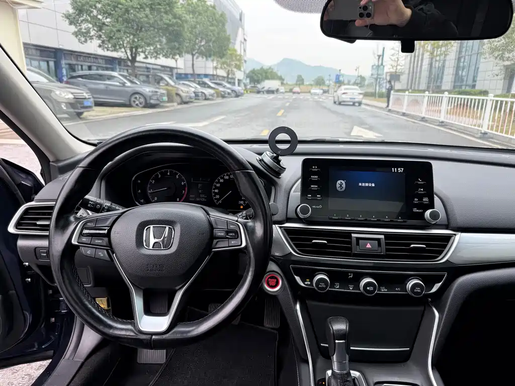 Honda Inspire 2021 — фото 9