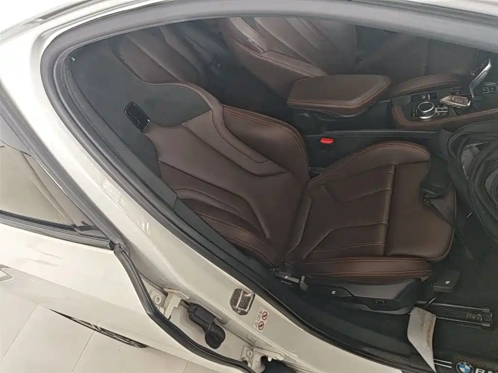 BMW X2 2022 — фото 25
