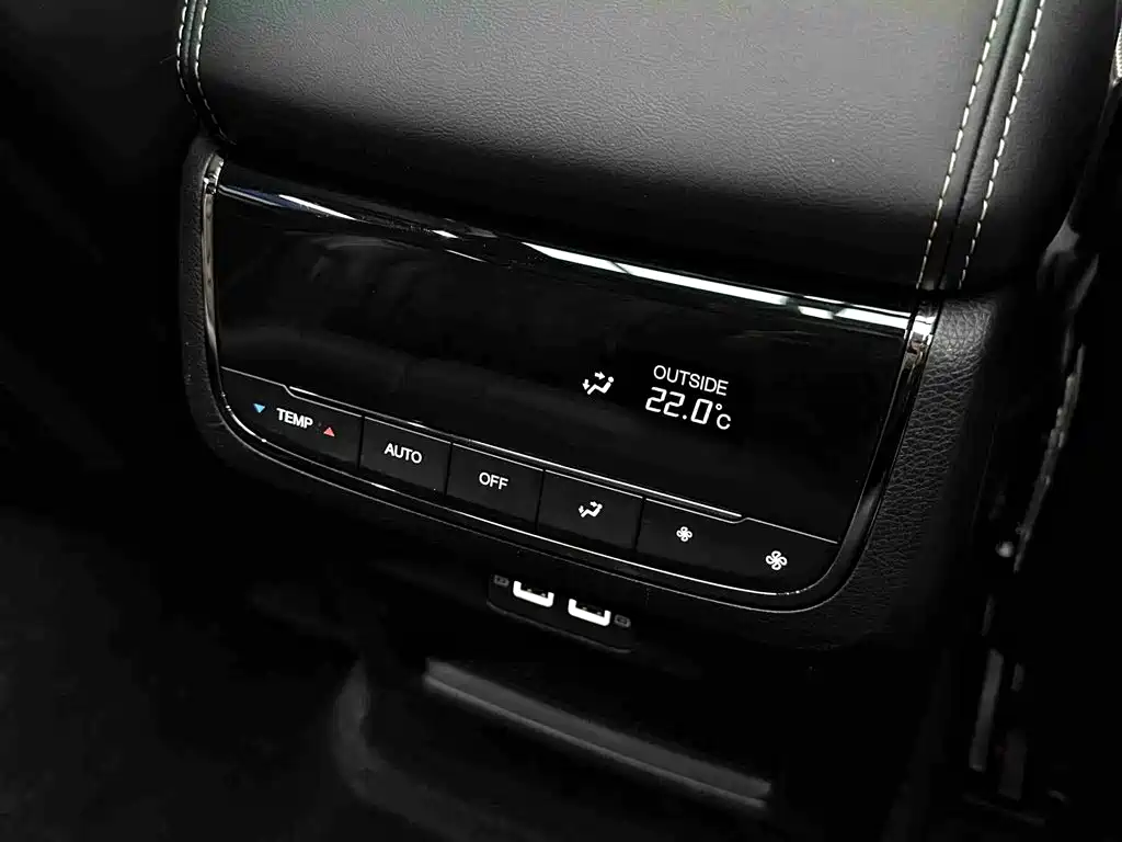 GAC Motor Trumpchi GS8 2022 — фото 28