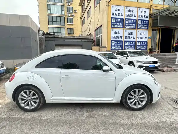 Volkswagen Beetle 2015