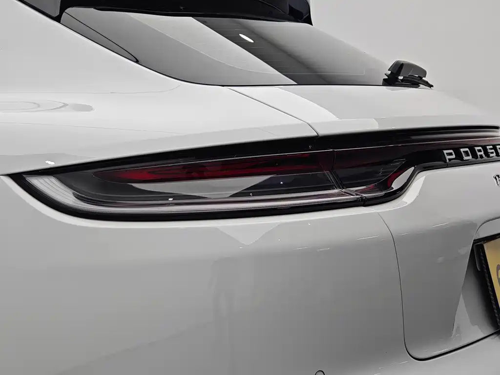Porsche Panamera 2024 — фото 13