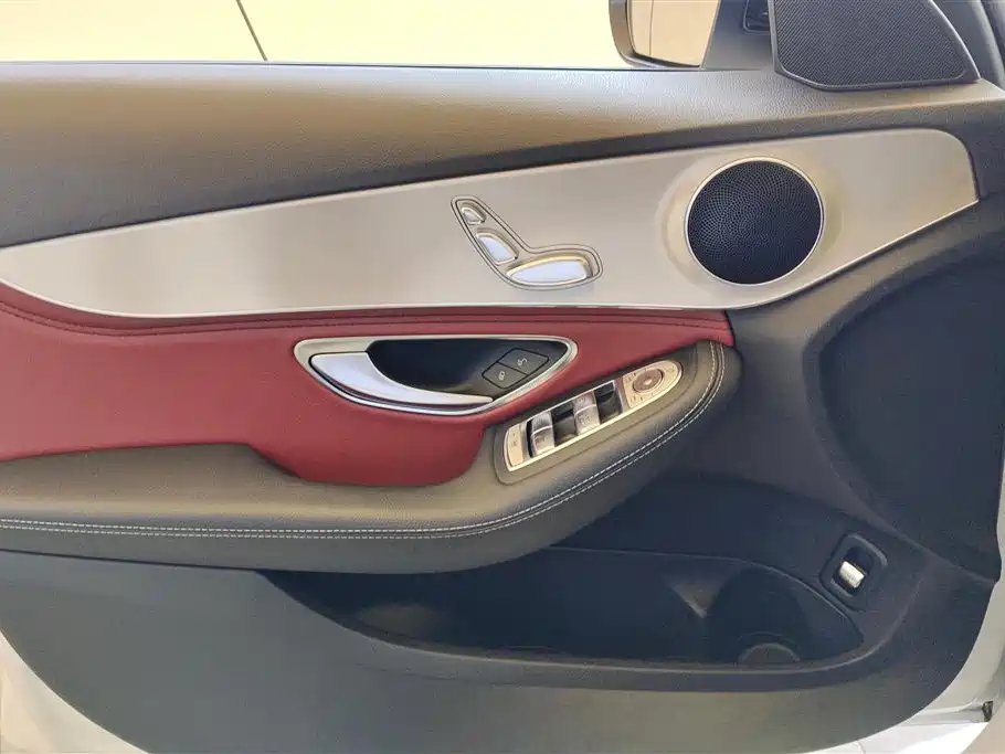 Mercedes-Benz C-Class 2017 — фото 7