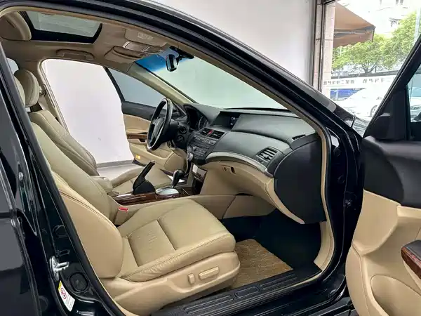 Honda Accord 2012