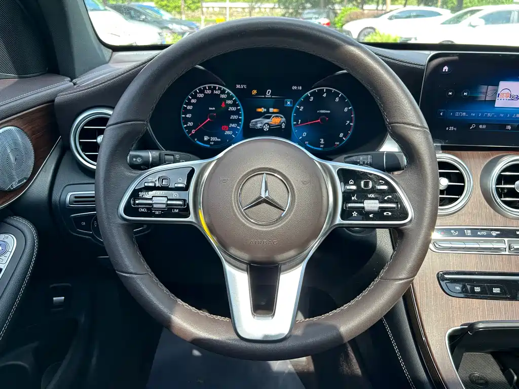 Mercedes-Benz GLC 2021 — фото 22