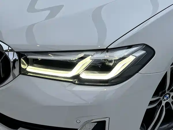 BMW 5 Series 2021