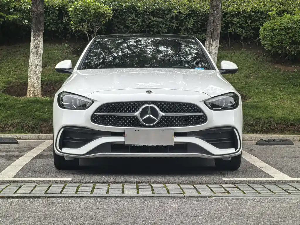 Mercedes-Benz C-Class 2023 — фото 2