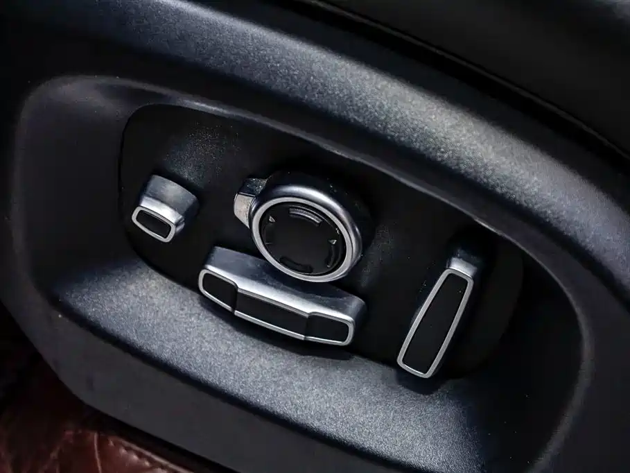 Land Rover Sport 2016 — фото 16