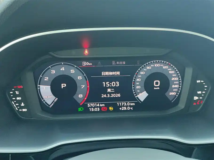 Audi Q3 2021 — фото 14