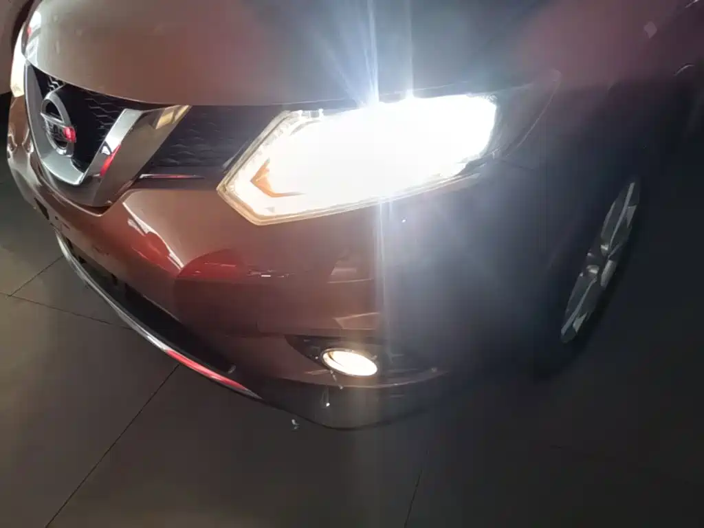 Nissan X-Trail 2015 — фото 24