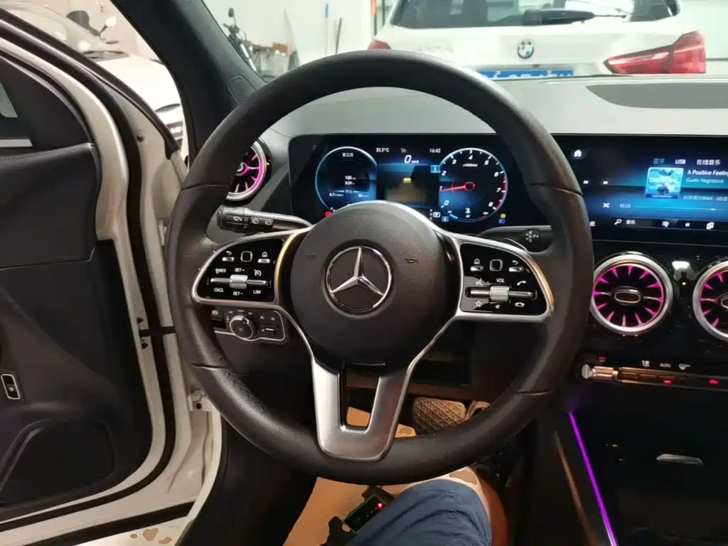 Mercedes-Benz GLA 2022 — фото 11