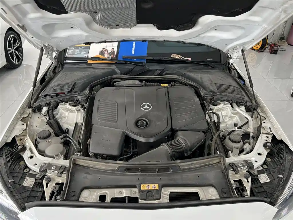 Mercedes-Benz C-Class 2022 — фото 9