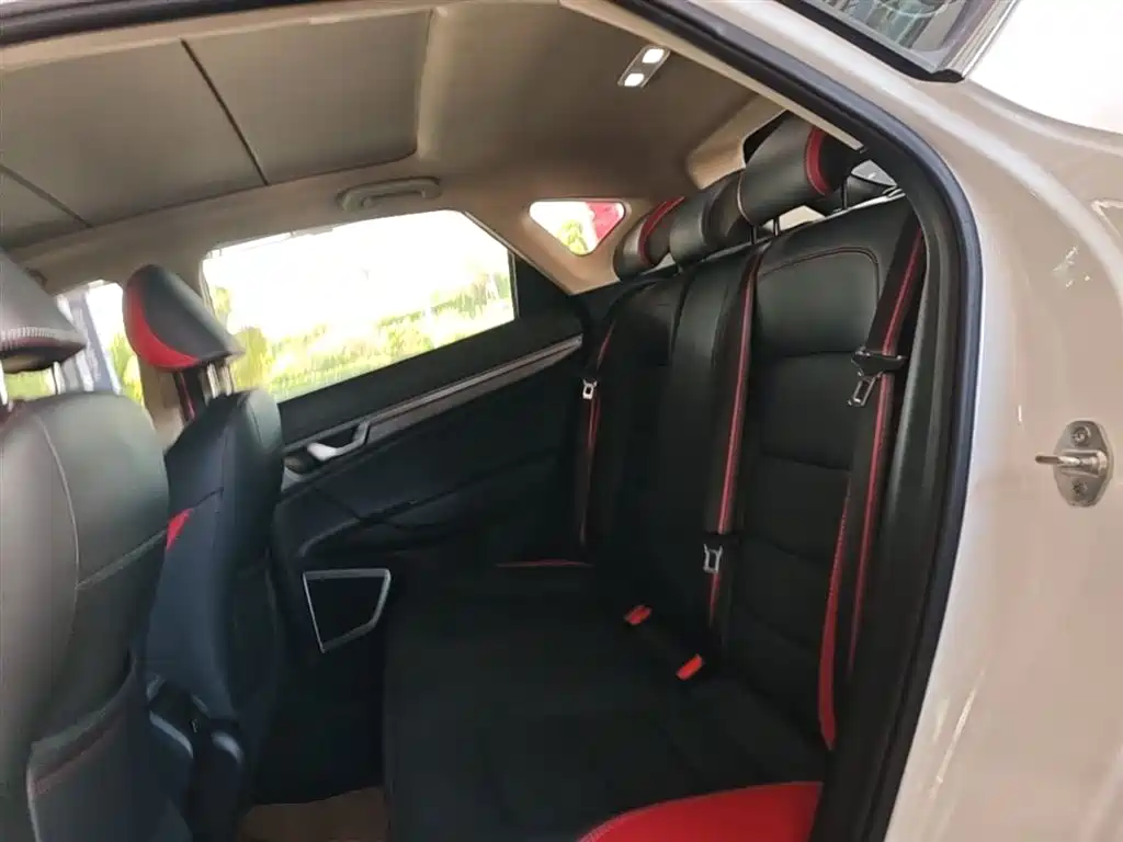 Geely Emgrand GS 2020 — фото 17