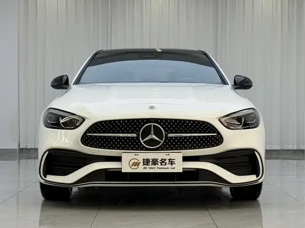 Mercedes-Benz C-Class 2024