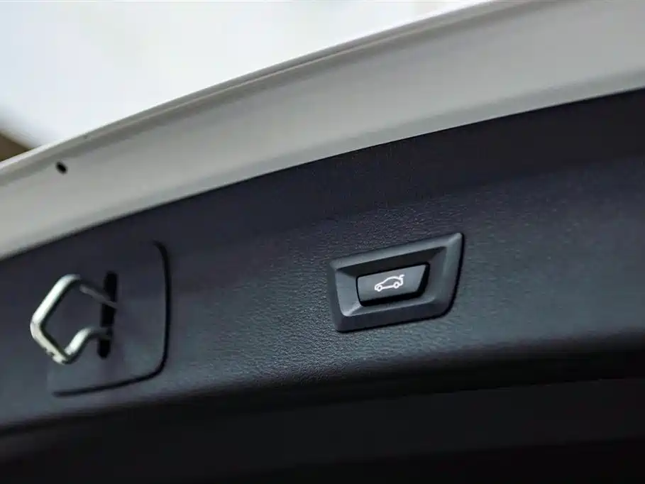 BMW X1 2022 — фото 13