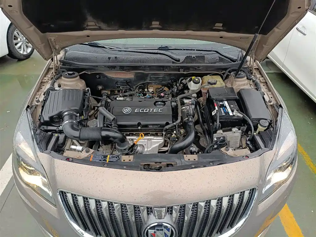 Buick Regal 2015 — фото 20