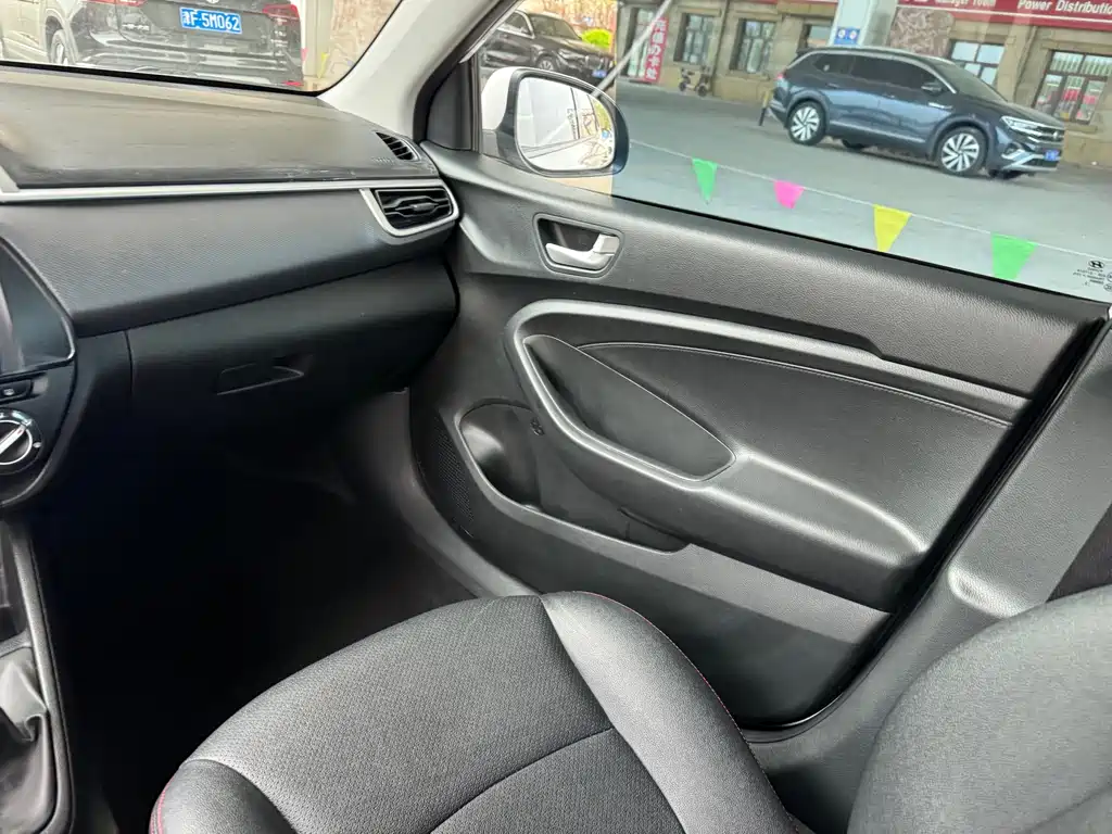 Hyundai Verna 2020 — фото 14