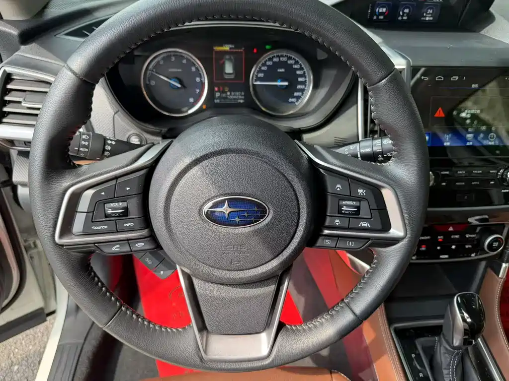 Subaru Forester 2019 — фото 4