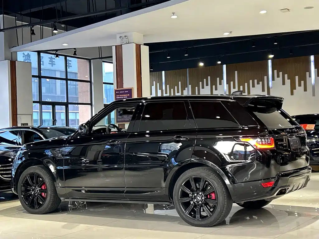 Land Rover Sport 2022 — фото 33