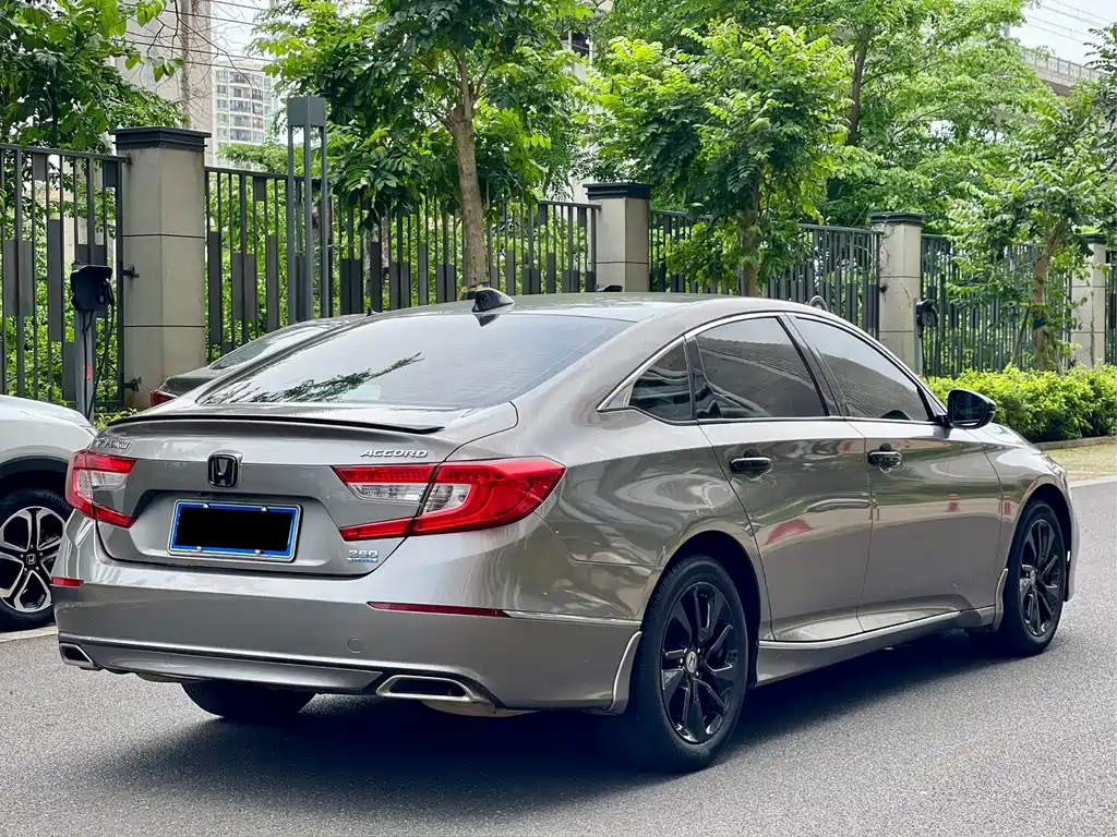 Honda Accord 2021 — фото 9