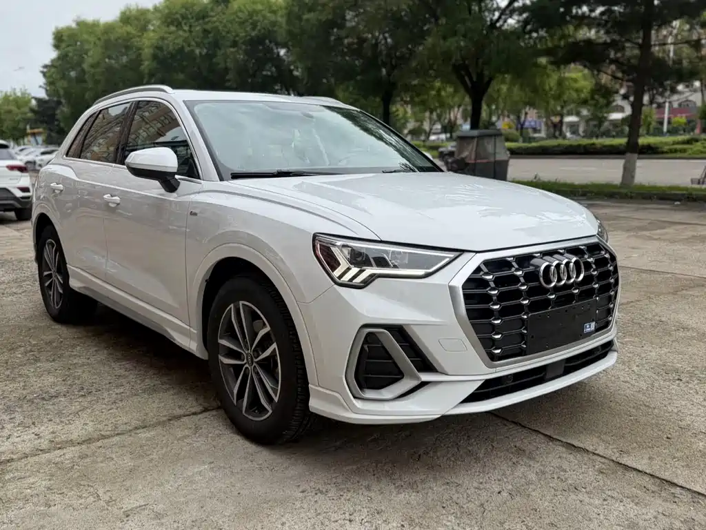 Audi Q3 2021
