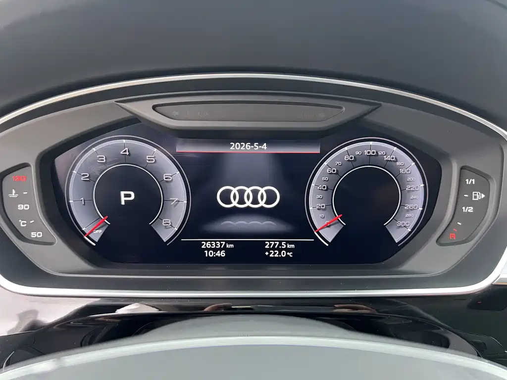 Audi A8 2019 — фото 22