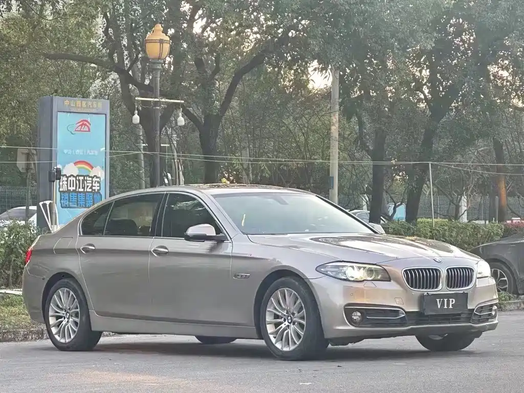 BMW 5 Series 2016 — фото 2