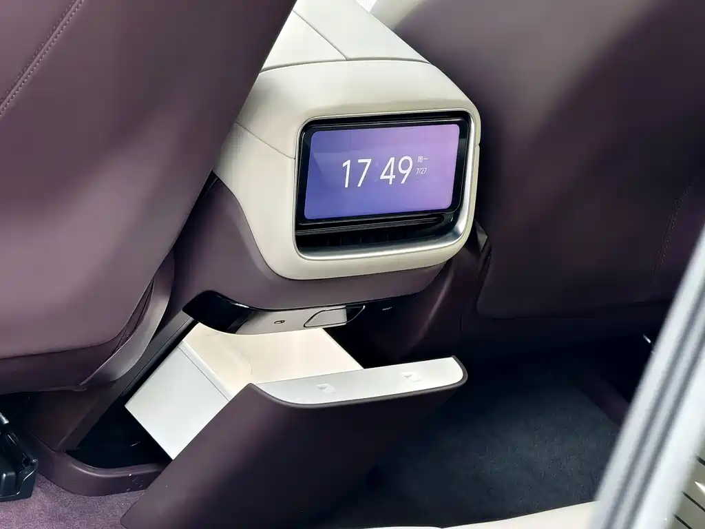 Xiaomi YU7 2025 — фото 10
