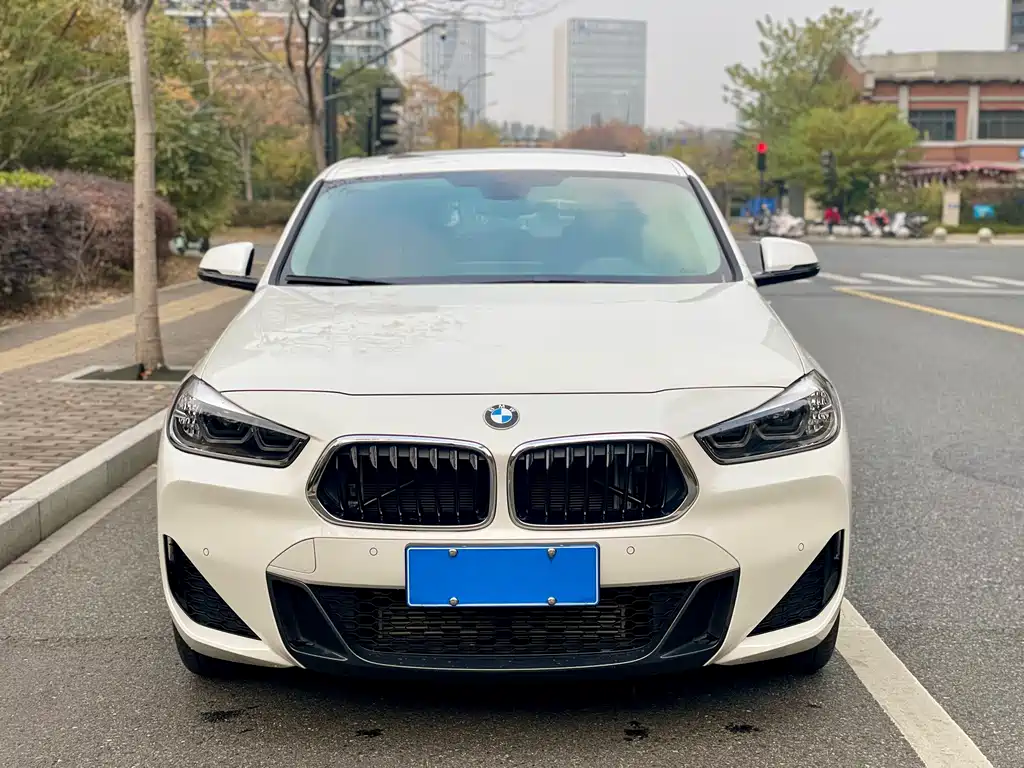 BMW X2 2021 — фото 2