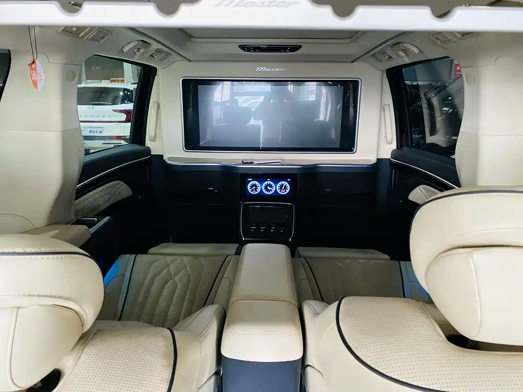 GAC Motor Trumpchi M8 2022 — фото 13