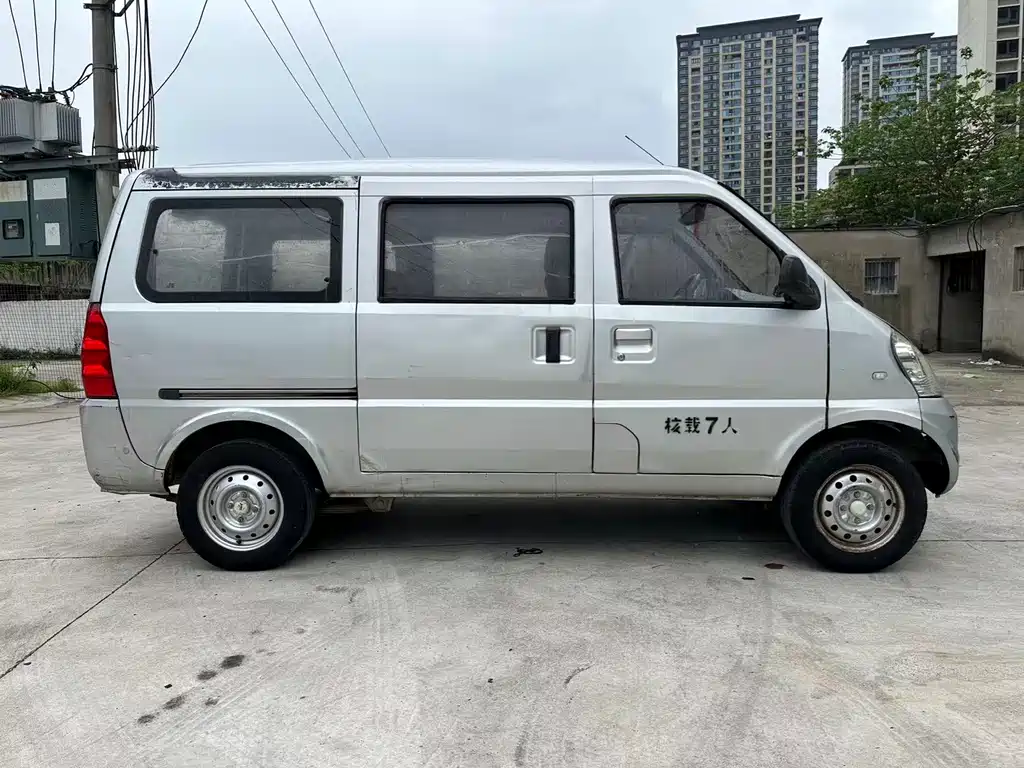 Wuling Rongguang 2015 — фото 4